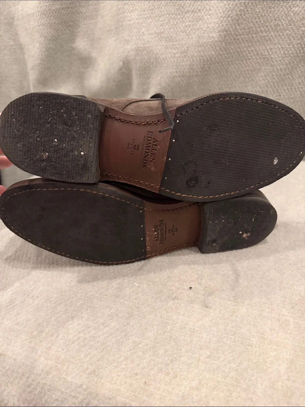 Allen Edmonds Cyrus Grey Suede Chukka Boots 9.5D